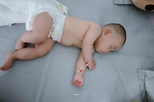 湘潭4个月宝宝特点